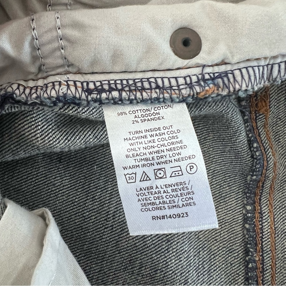 NWOT Loft Outlet High-Waist Straight Leg Cropped Jeans | Size 26/2| - Picture 7 of 7